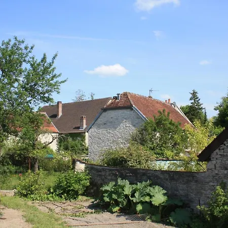 펜션 La Petite Maison D'ete Landreville